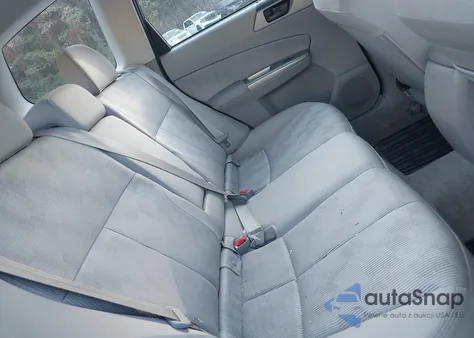 2010 Subaru Forester 2.5X из США, поврежденный, VIN JF2SH6AC4AG738004